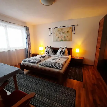 Farm stay Veitnhof Vomperberg